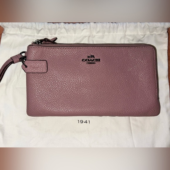 Coach Double Zip Wallet Mauve - Picture 1 of 8